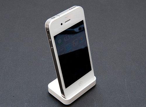Apple iPhone stehend