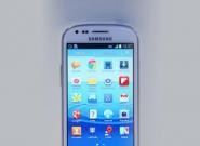 Kleines Samsung Galaxy S3 Mini 