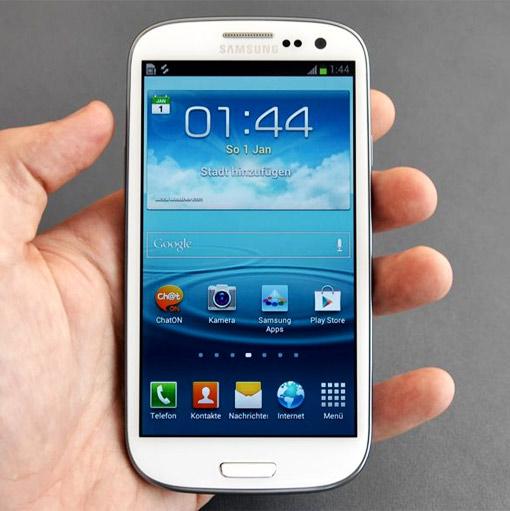 Samsung Galaxy S3 with Android 4.4 KitKat